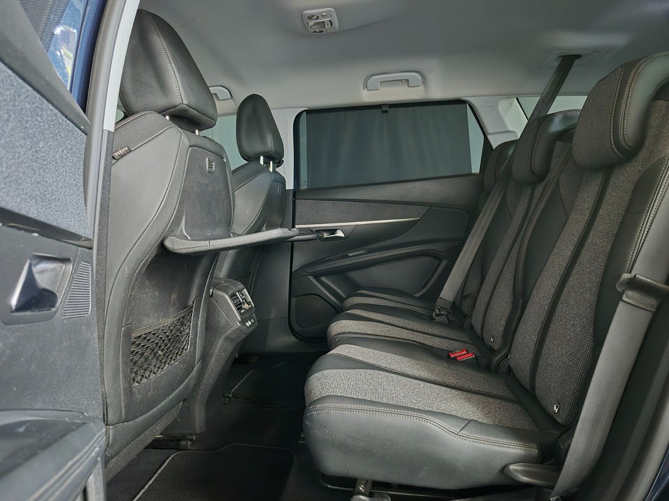 Peugeot 5008 1,2 PureTech 130 Allure 7prs 5d