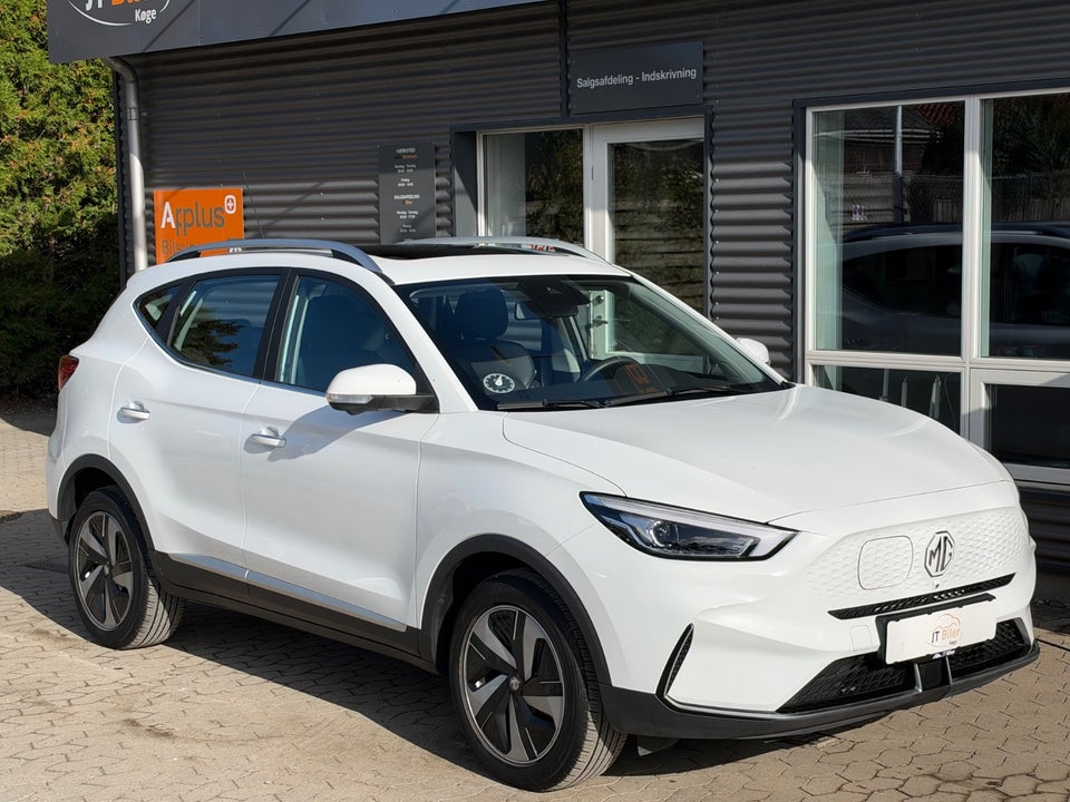 MG ZS 70 Luxury 5d