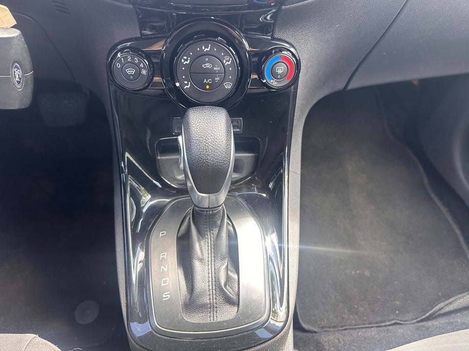 Ford Fiesta 1,0 SCTi 100 Titanium aut. 5d