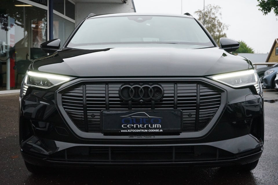 Audi e-tron 55 S-line quattro 5d