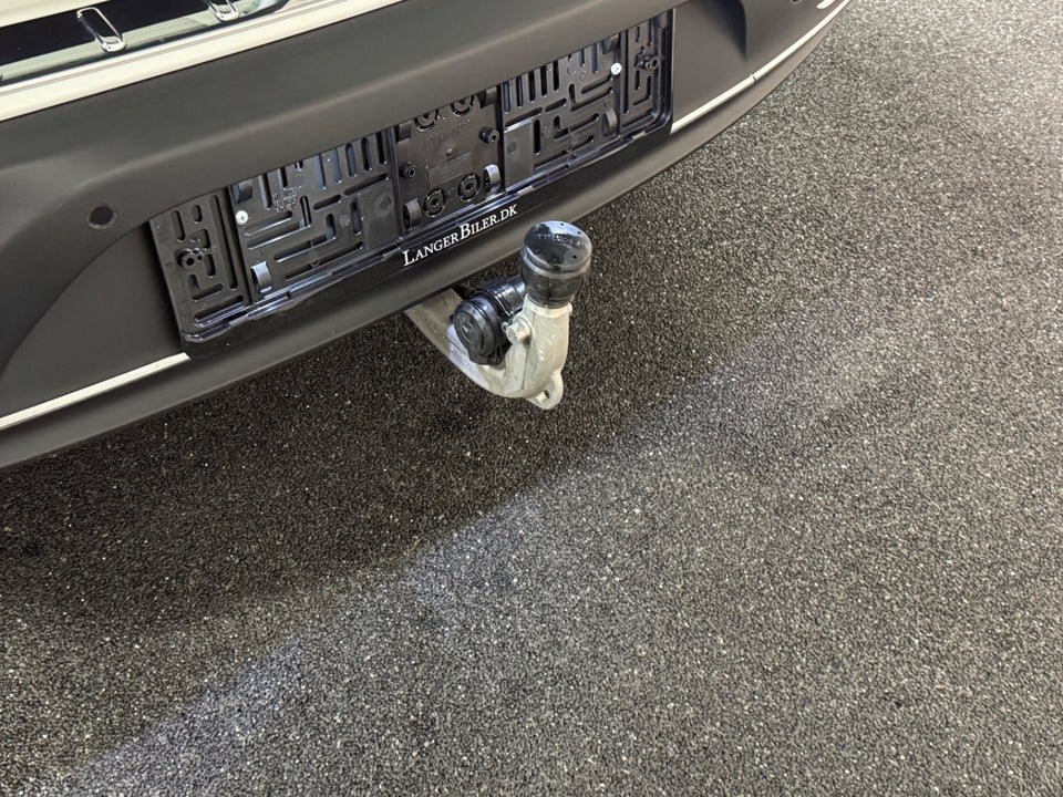 Mercedes EQA300 Progressive 4Matic 5d