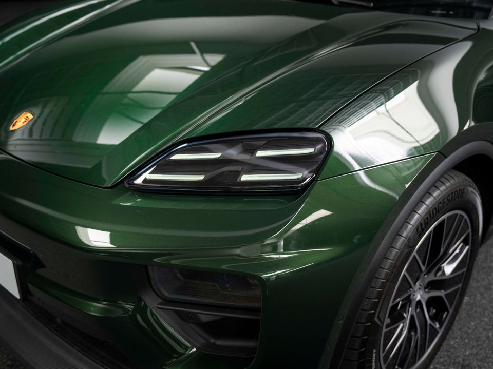 Porsche Macan 4 5d