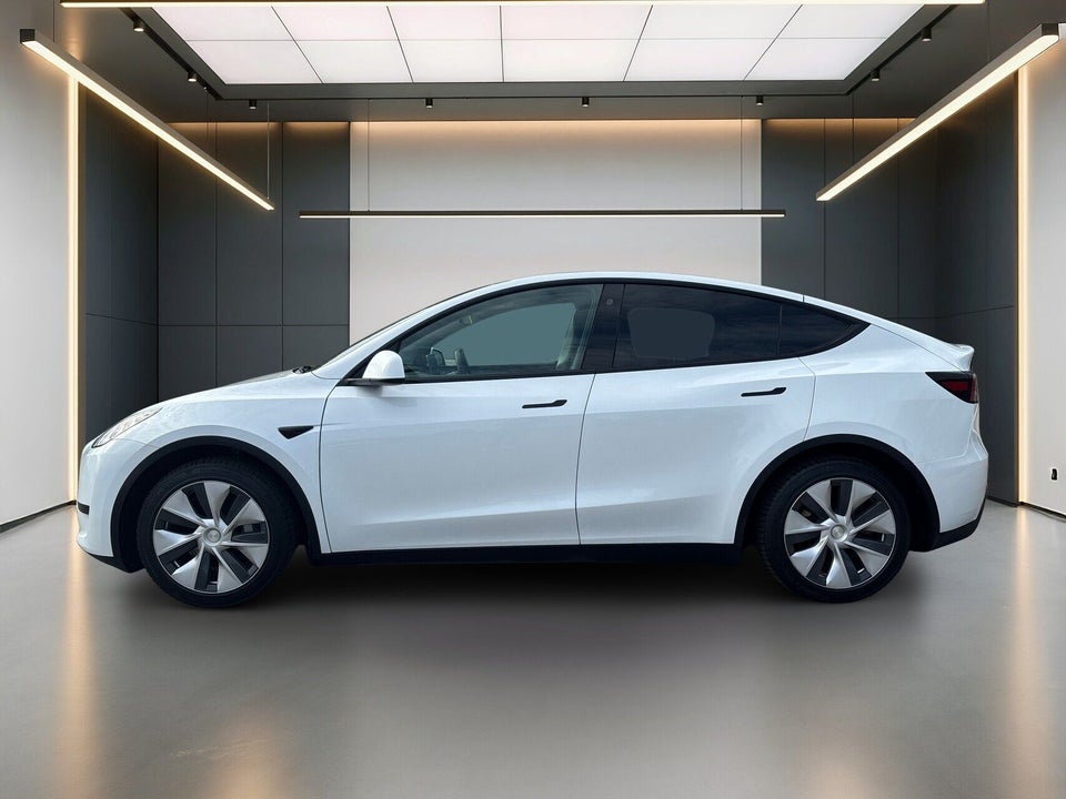 Tesla Model Y RWD 5d