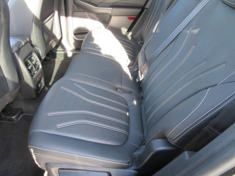 Ford Kuga 2,5 PHEV Vignale CVT 5d