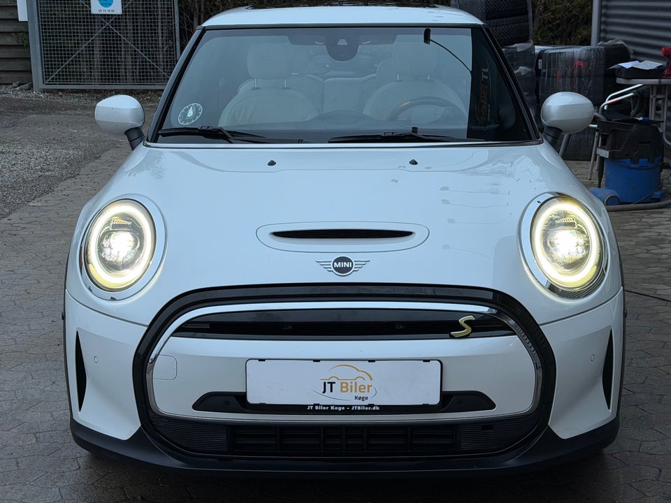 MINI Cooper SE Maximise 3d