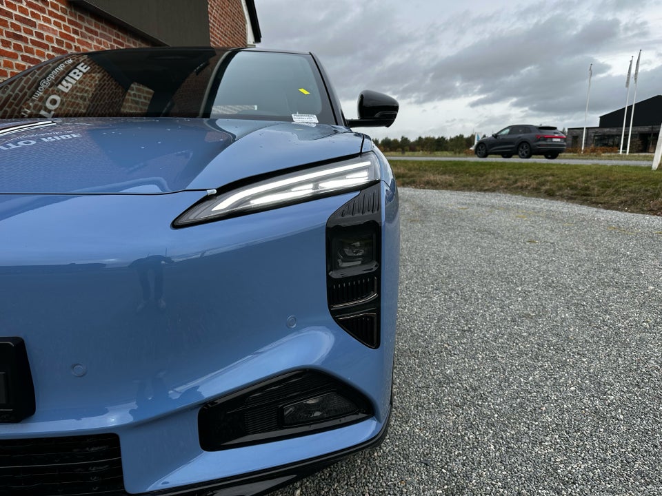 Hongqi EHS7 111 Exclusive 5d