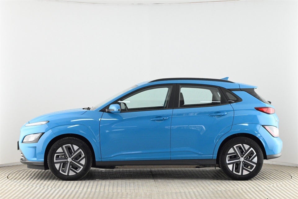 Hyundai Kona 64 EV Essential 5d