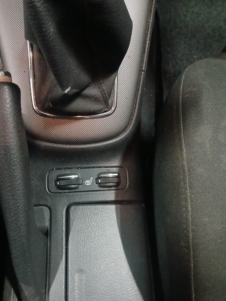 Toyota Avensis 1,8 VVT-i Sol 4d