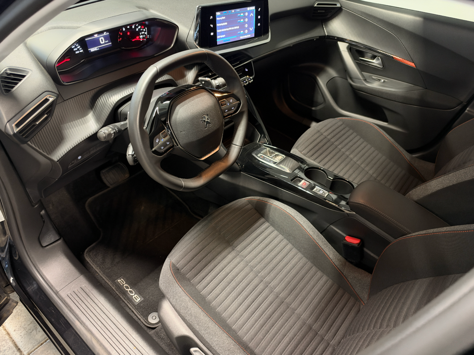 Peugeot 2008 1,2 PureTech 130 Active Pack EAT8 5d