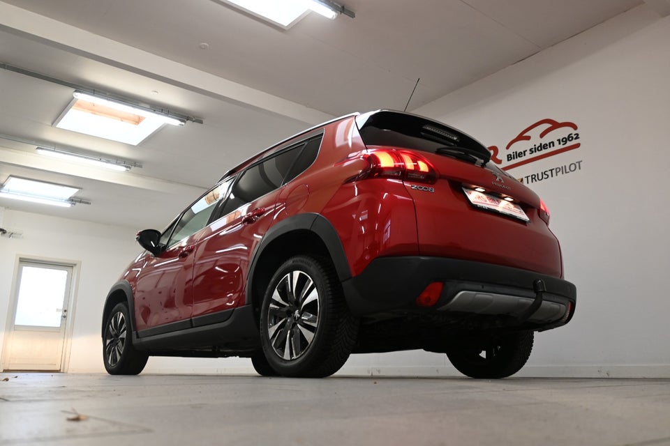 Peugeot 2008 1,6 BlueHDi 100 Allure 5d