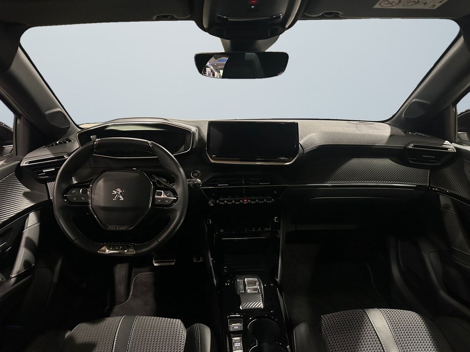 Peugeot e-208 50 GT Pack 5d