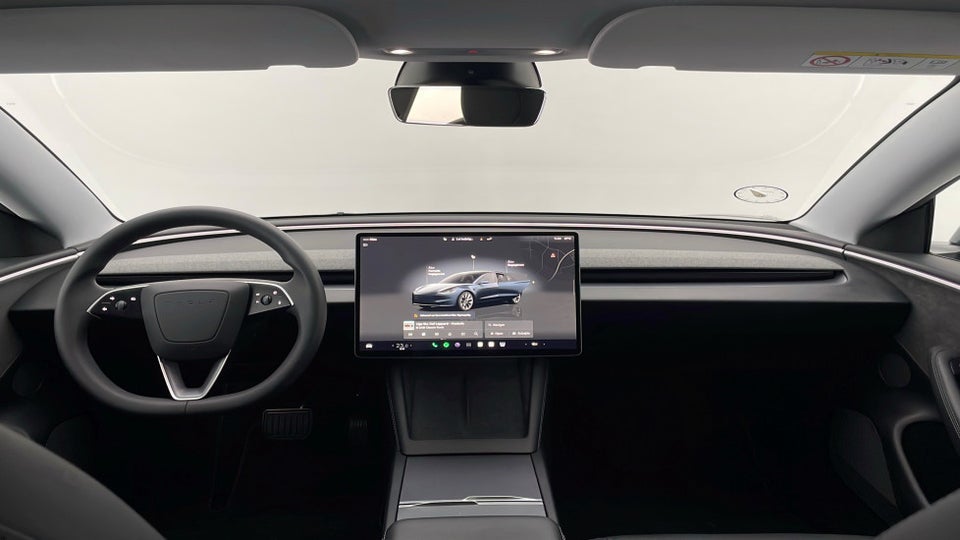 Tesla Model 3 Long Range AWD 4d