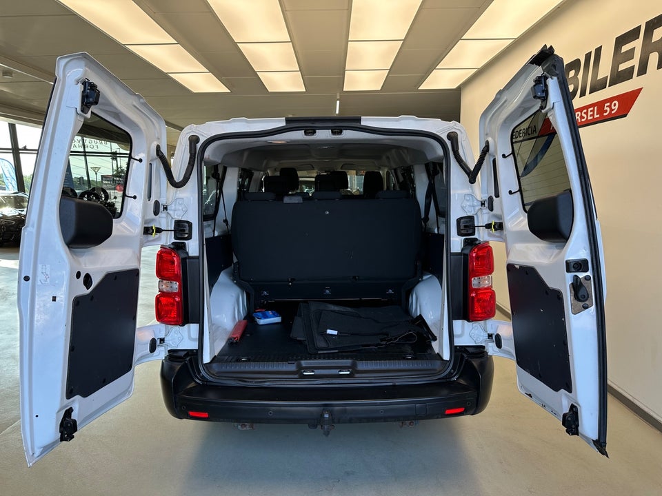 Toyota ProAce Verso 1,5 D 120 Long Combi 9prs 5d