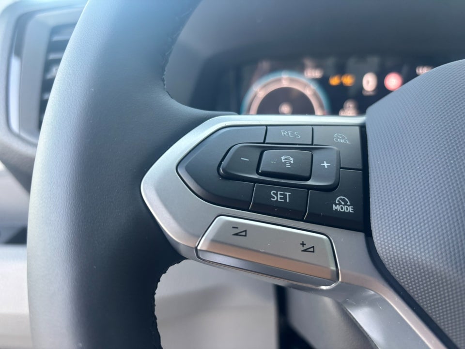 VW Crafter 35 2,0 TDi 177 Kassevogn L3H3 aut.