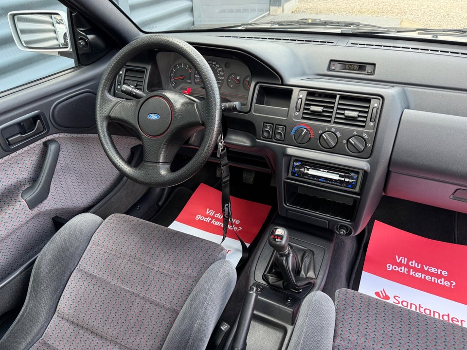 Ford Escort 2,0 RS2000 3d