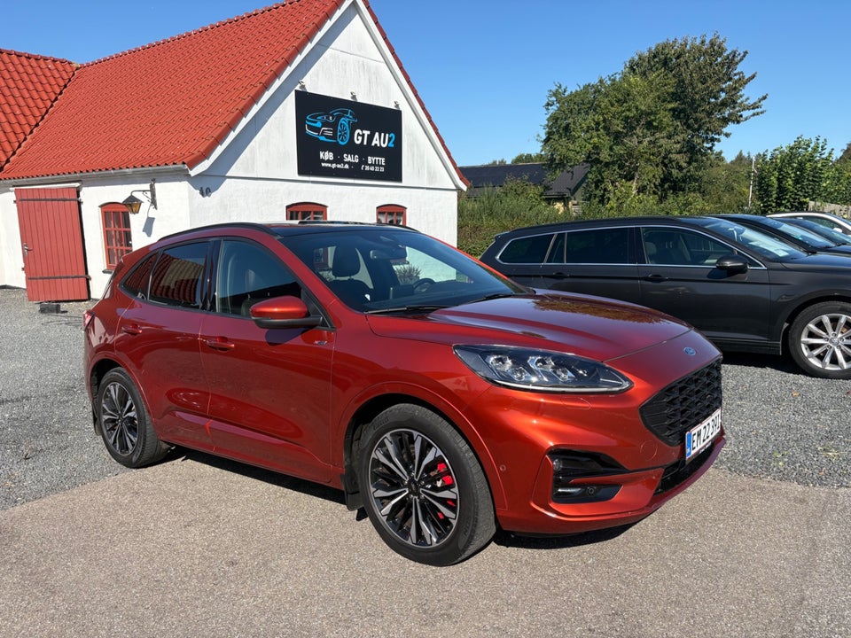Ford Kuga 2,5 PHEV ST-Line X CVT 5d