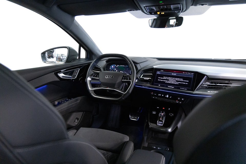Audi Q4 e-tron 40 S-line 5d