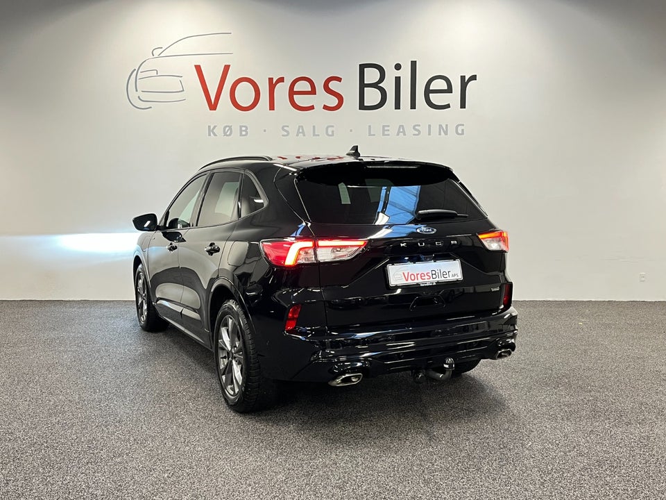 Ford Kuga 2,5 PHEV ST-Line X CVT 5d