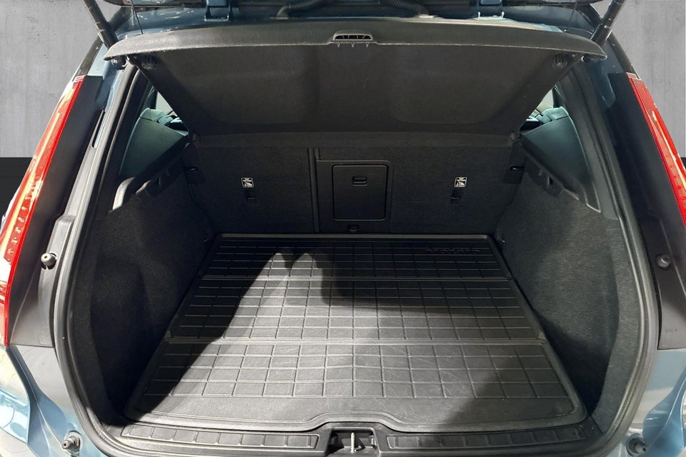 Volvo XC40 P6 ReCharge Plus 5d