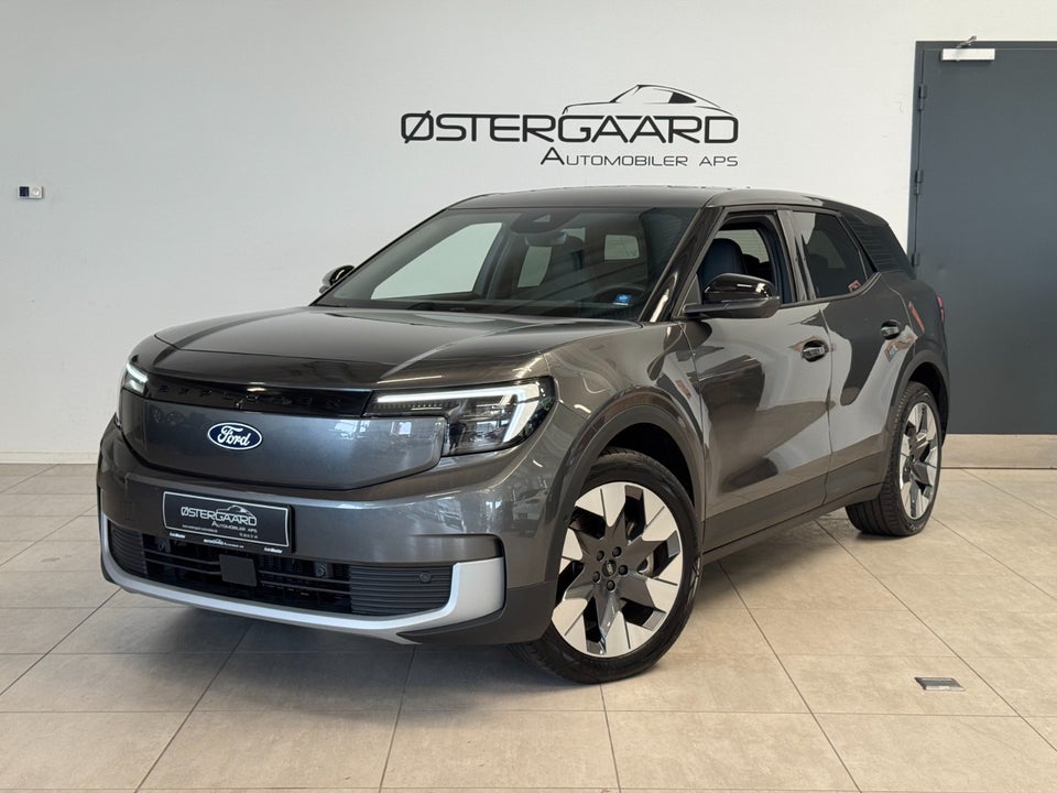 Ford Explorer 82 Premium Extended Range 5d