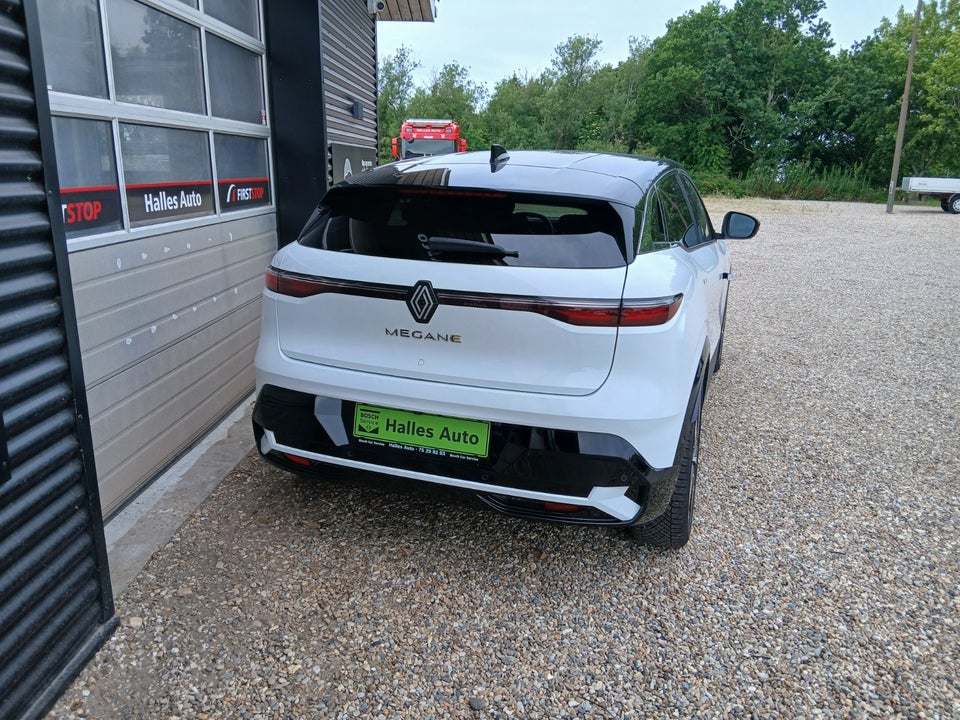 Renault Megane E-Tech 60 Techno 5d