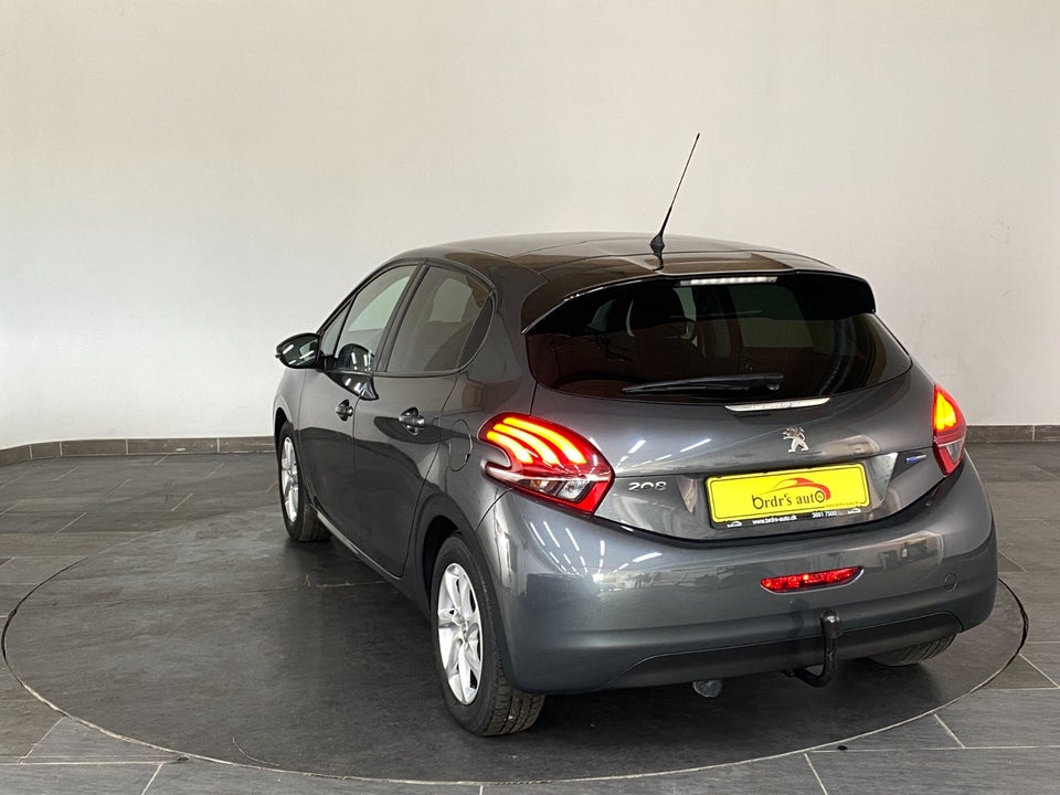 Peugeot 208 1,2 VTi 82 More Van 5d