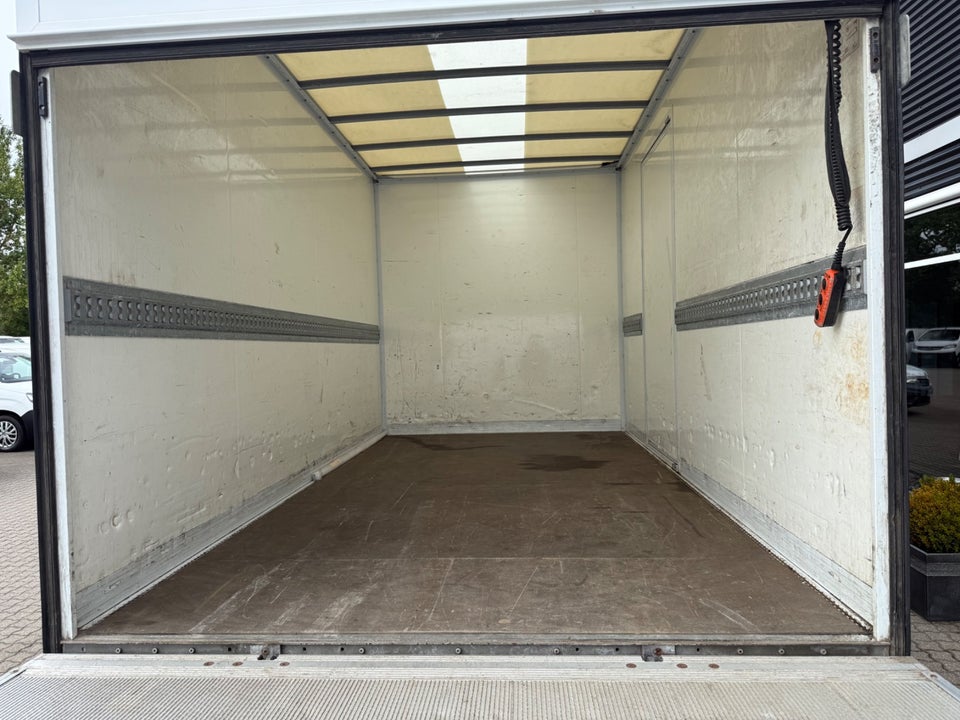 Peugeot Boxer 335 2,2 BlueHDi 140 L3 Alukasse m/lift