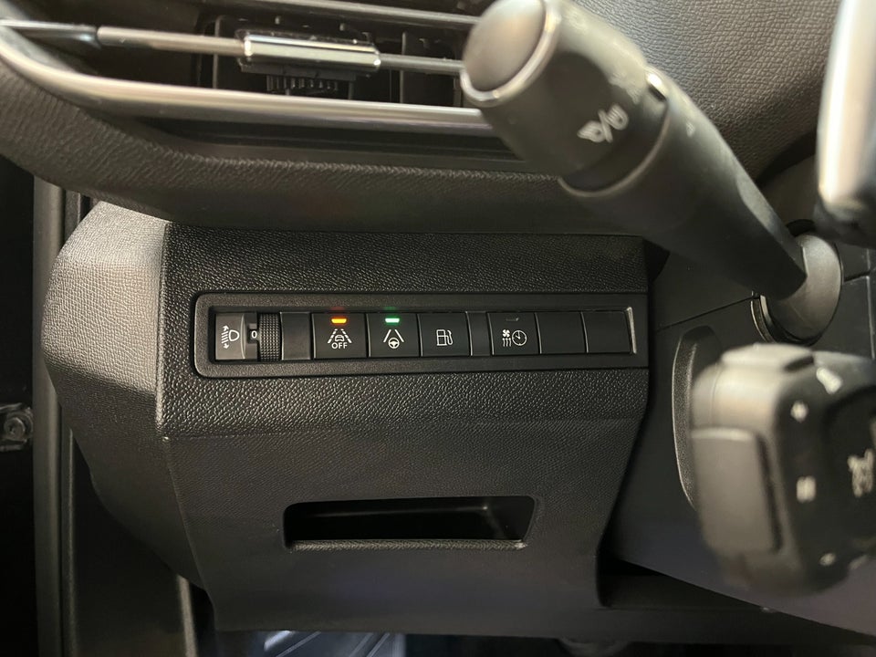 Peugeot 3008 1,6 Hybrid Selection Sport EAT8 5d