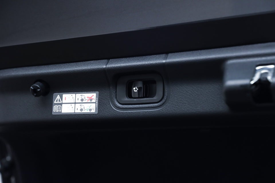 Mercedes EQE350+ AMG Line 4d