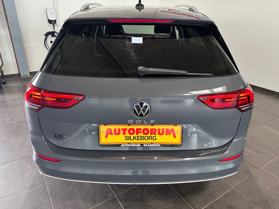 VW Golf VIII 1,5 eTSi 150 Style Variant DSG Van 5d