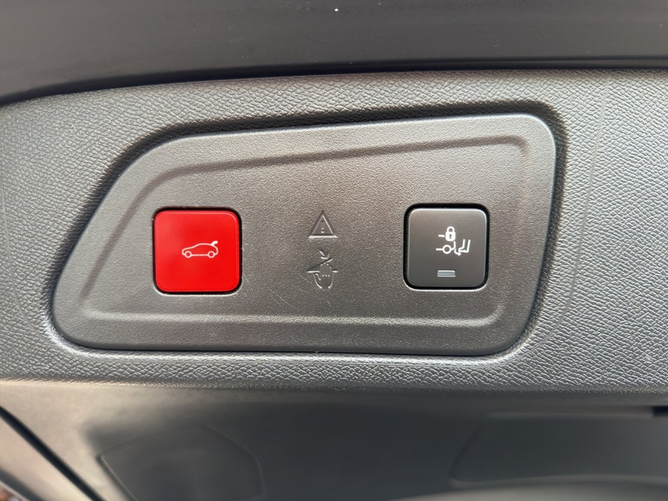 Citroën C5 Aircross 1,6 Hybrid Shine Sport EAT8 5d