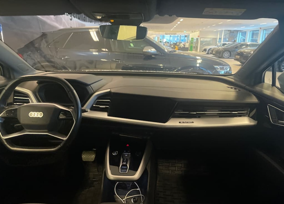 Audi Q4 e-tron 40 Advanced 5d