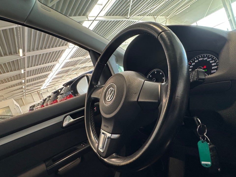 VW Touran 2,0 TDi 140 Comfortline DSG BM Van 5d