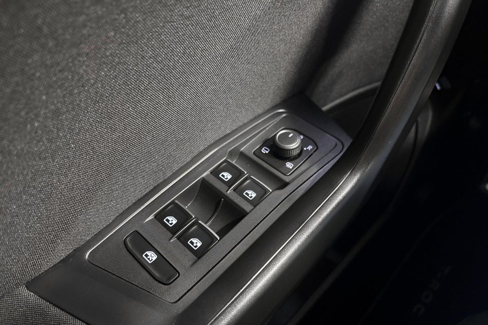 VW T-Roc 1,5 TSi 150 Sport Team DSG 5d