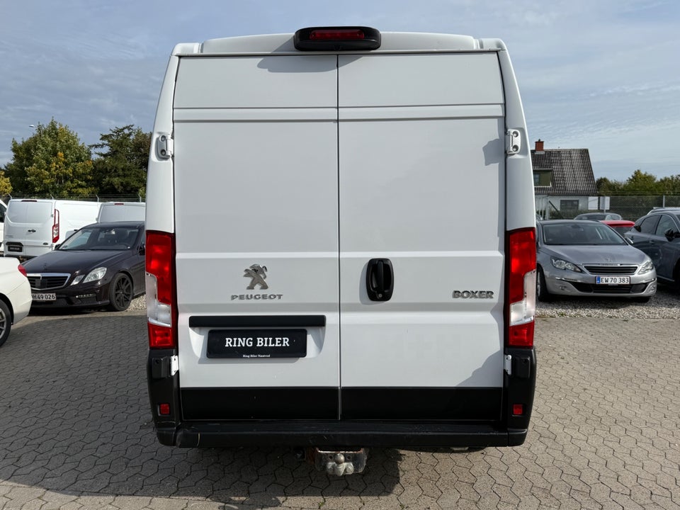 Peugeot Boxer 333 2,2 BlueHDi 140 L3H2 Premium