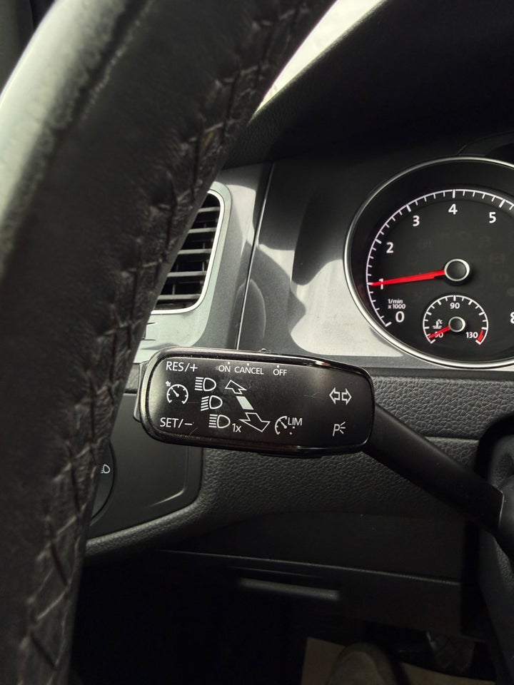 VW Golf VII 1,0 TSi 85 Trendline Variant 5d