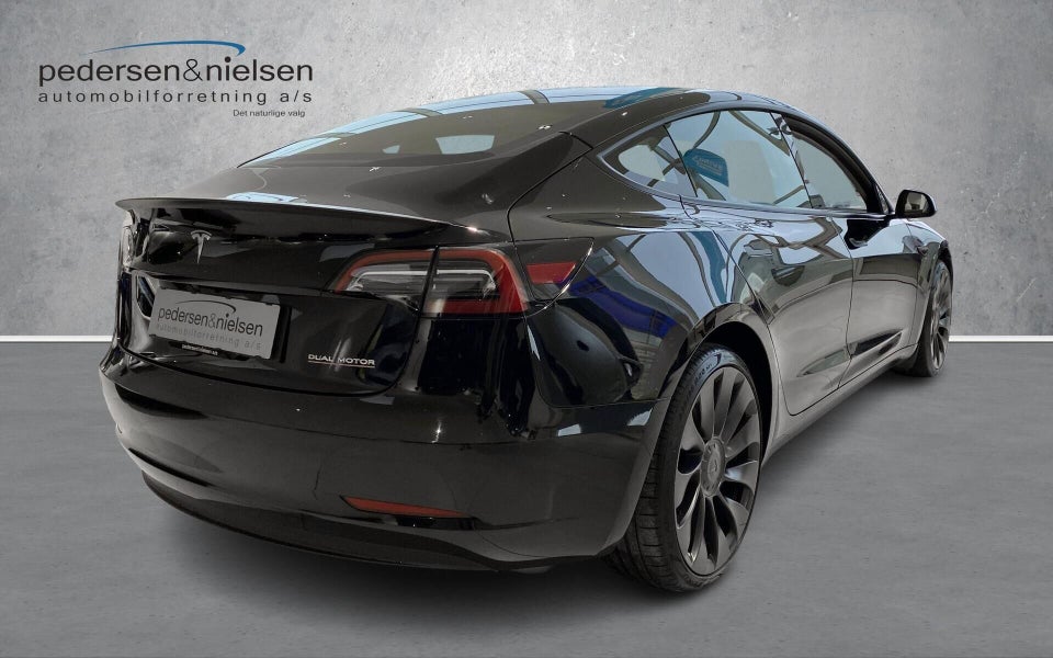 Tesla Model 3 Performance AWD 4d