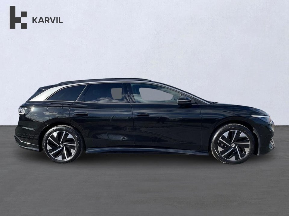 VW ID.7 77 Style+ Tourer 5d