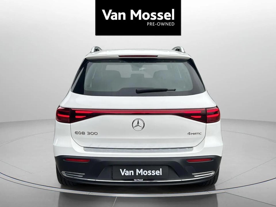 Mercedes EQB300 4Matic 5d