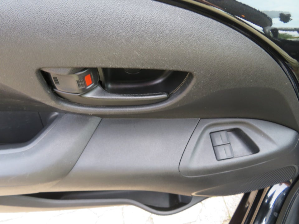 Citroën C1 1,0 VTi SportLine 5d
