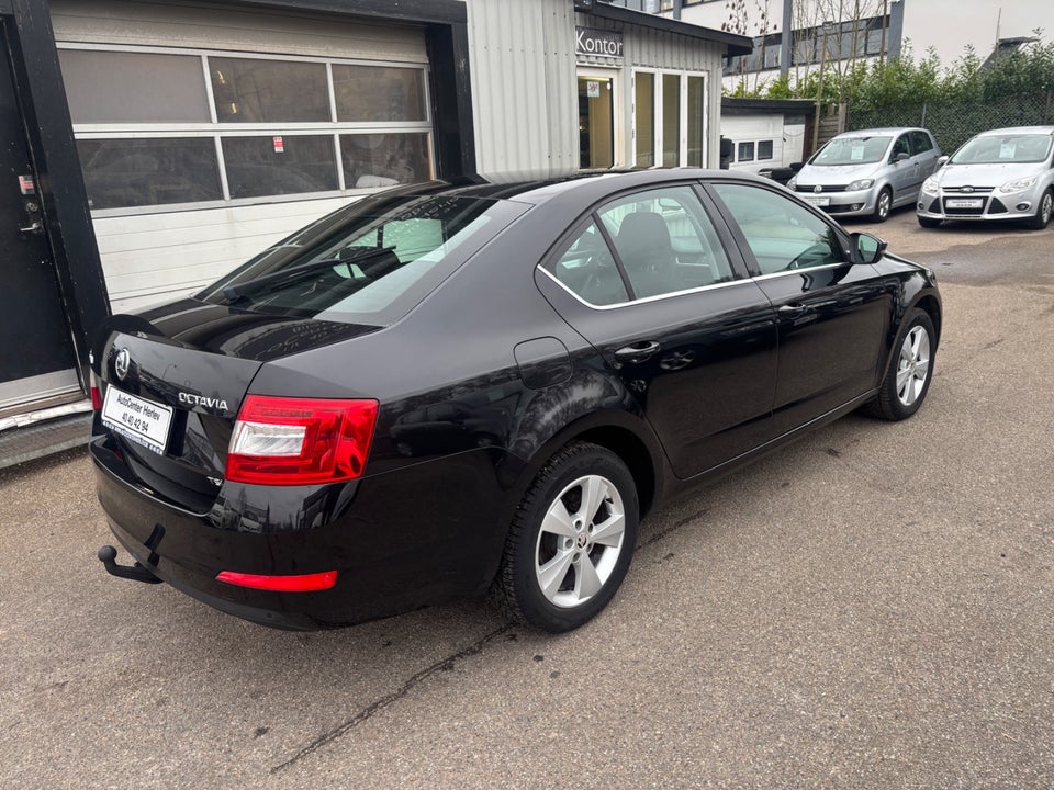 Skoda Octavia 1,2 TSi 105 Elegance 5d