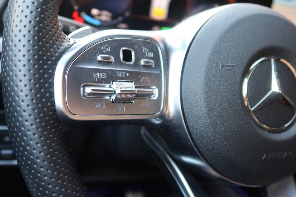 Mercedes EQA300 AMG Line 4Matic 5d