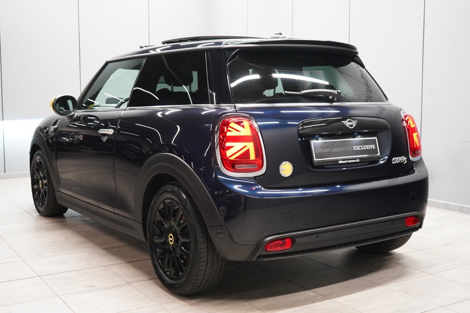 MINI Cooper SE Classic Trim 3d