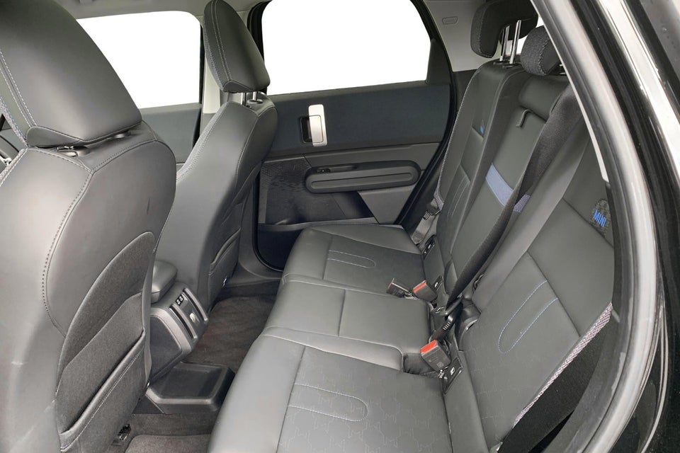 MINI Countryman E Classic Trim M 5d