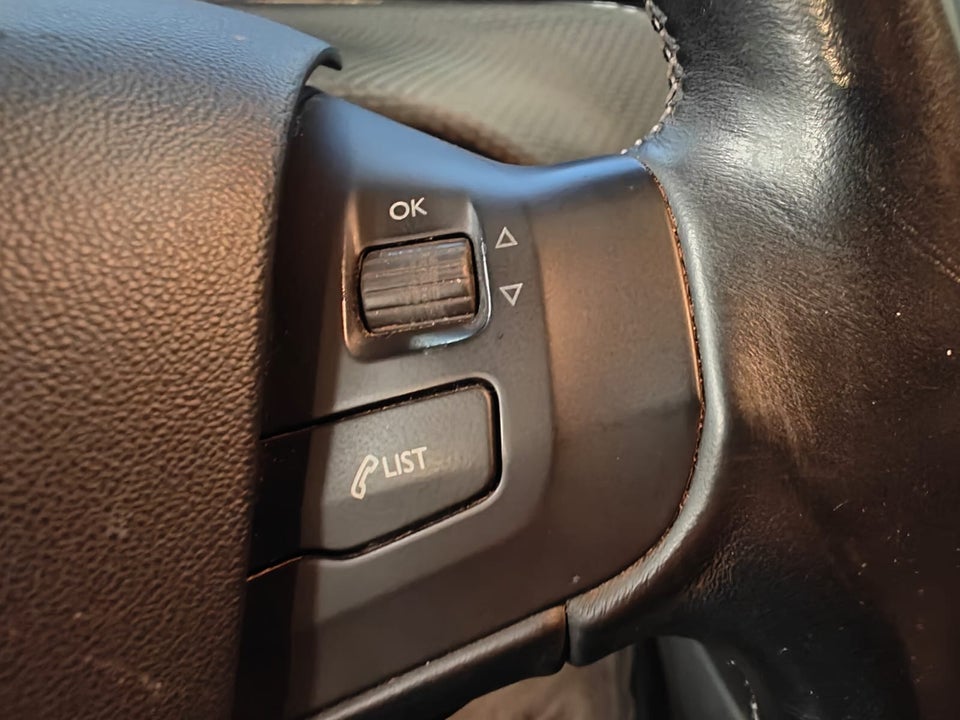 Peugeot 208 1,6 BlueHDi 100 Allure 5d