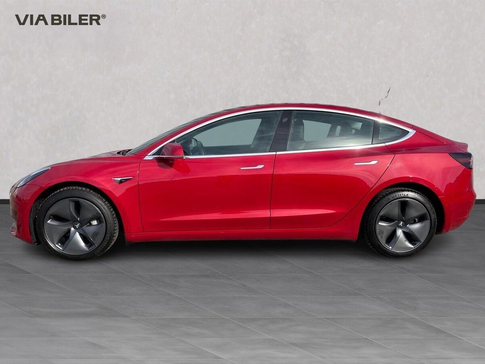 Tesla Model 3 Standard Range+ RWD 4d