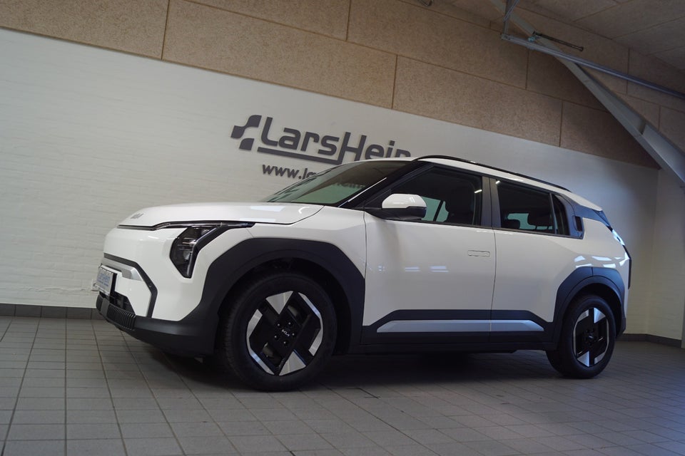 Kia EV3 58 Standard Range Access 5d