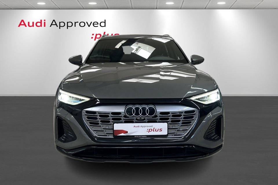 Audi Q8 e-tron 55 S-line quattro 5d