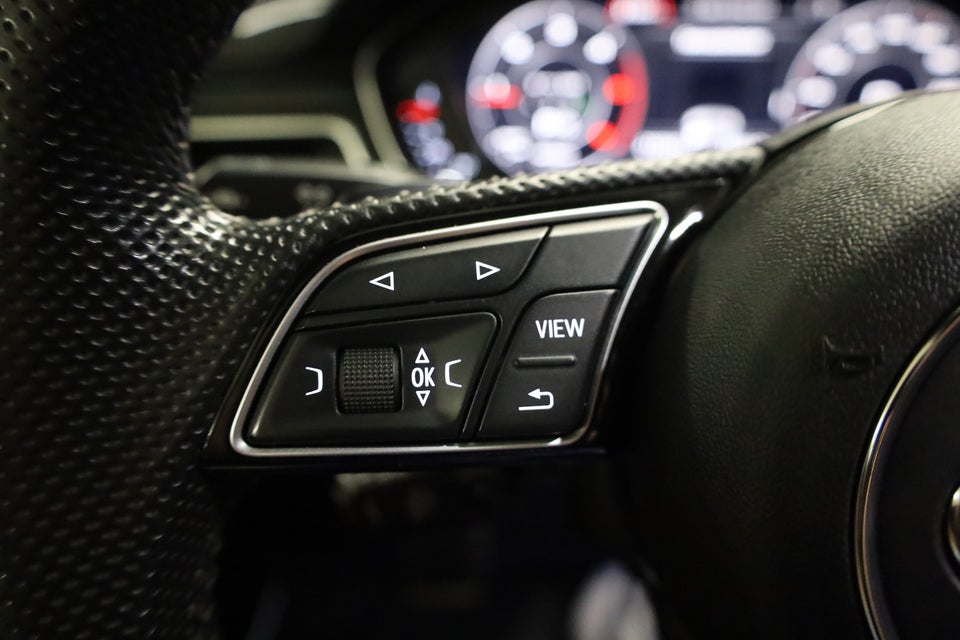 Audi A4 40 TDi S-line Sport Avant S-tr. 5d