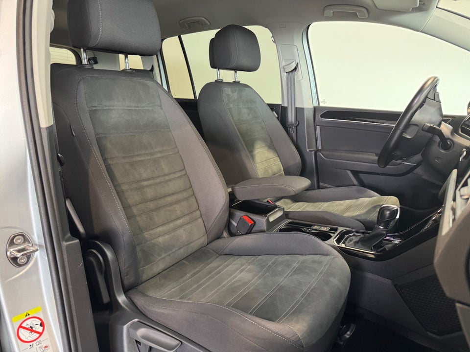 VW Touran 1,5 TSi 150 Highline DSG 7prs 5d